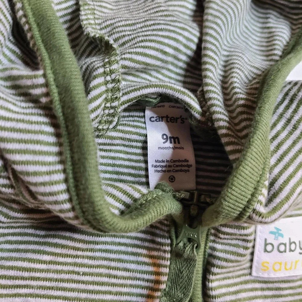 CARTERS 2-Piece Dinosaurs‎ Set 9 Months